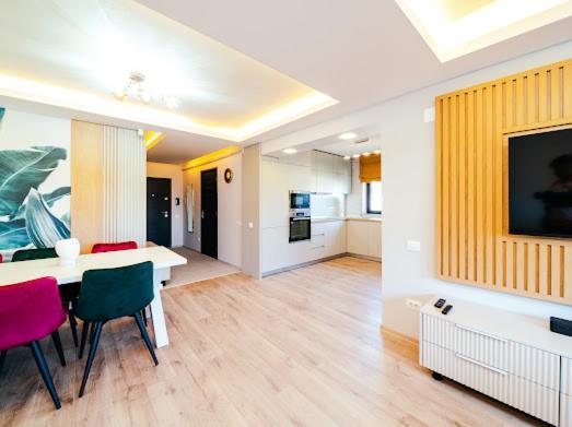 Rainforest Apartament Ghimbav Buitenkant foto