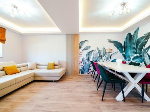 Rainforest Apartament Ghimbav Buitenkant foto